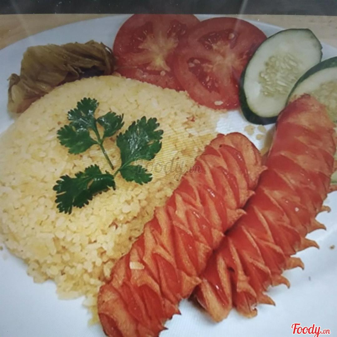 com-chien-2-xuc-xich