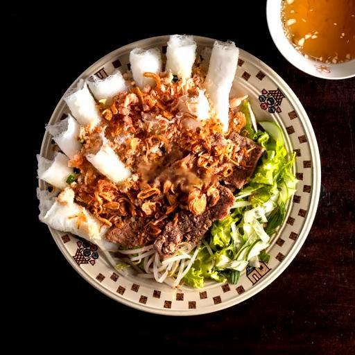 banh-hoi-thit-nuong-than-hoa