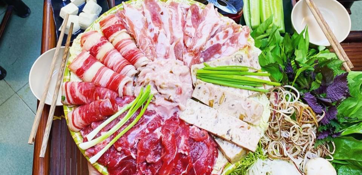 phong-ngan-lau-va-nuong-long-bien-1