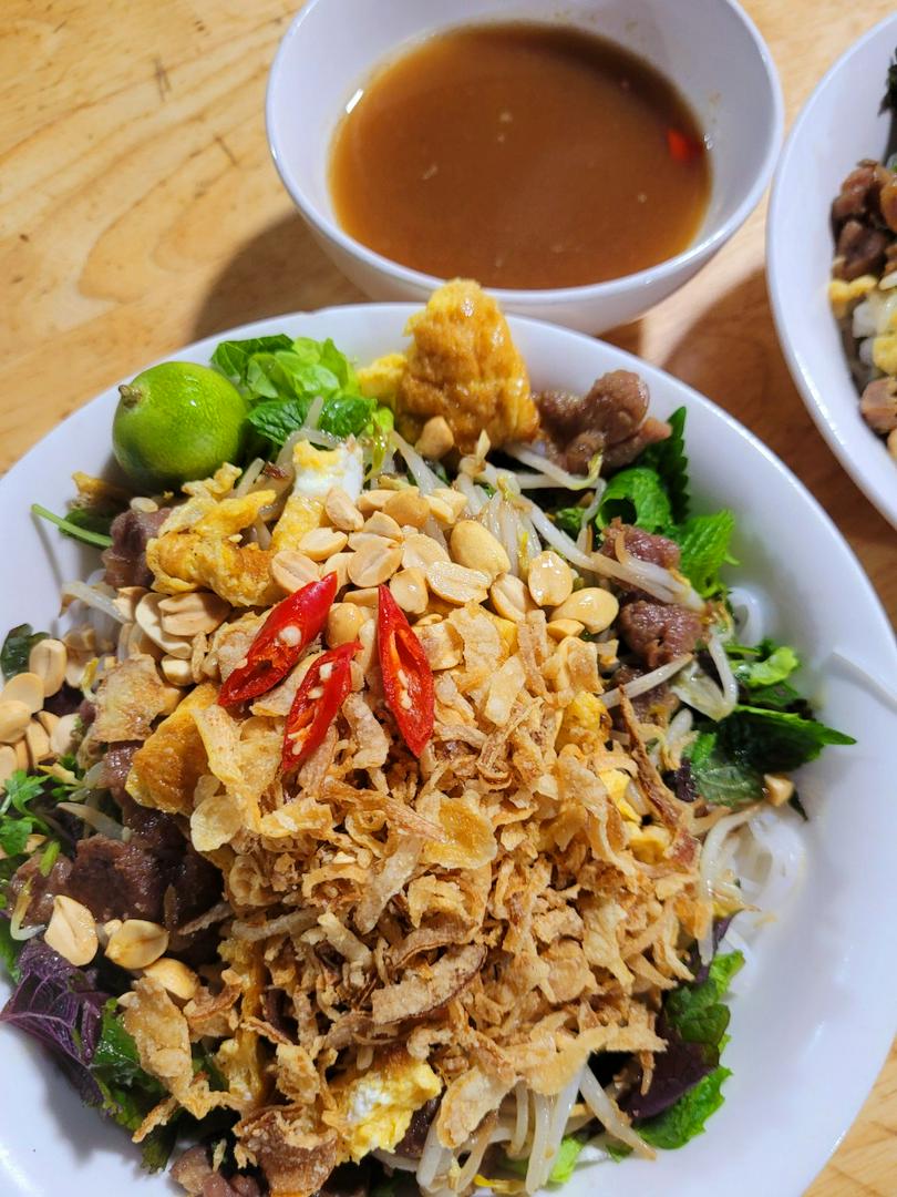 bun-bo-tron-nam-bo-mon-moi