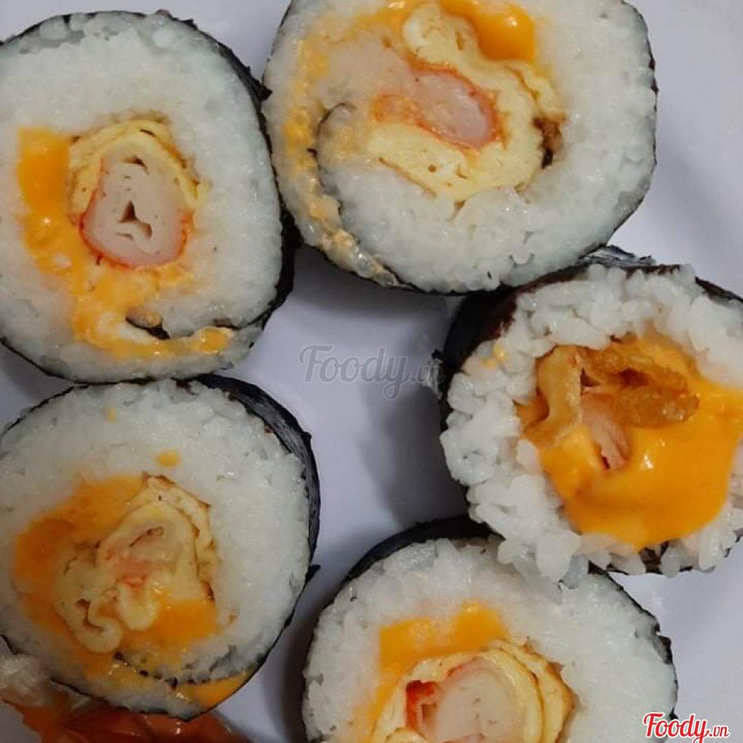 kimbap-trung-thanh-cua