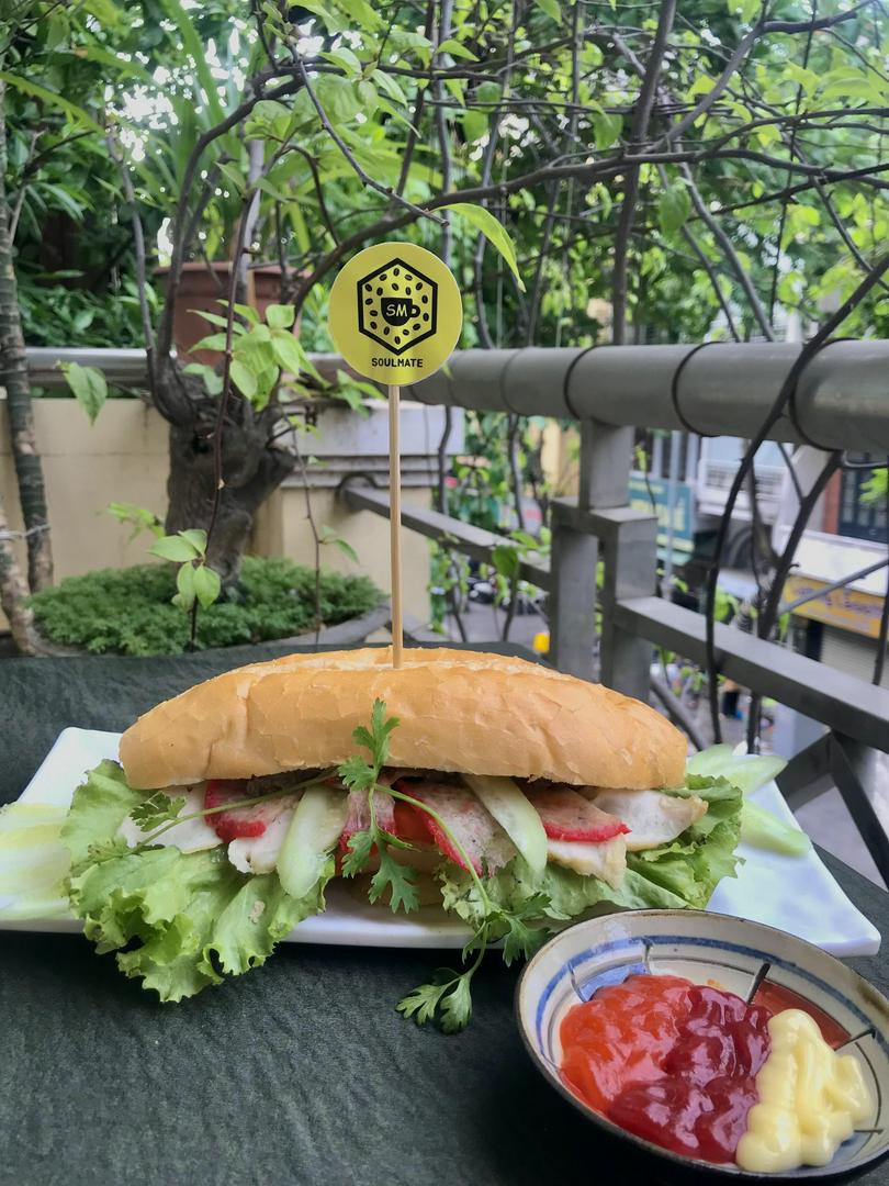 banh-my-ay-u-pate-xa-xiu