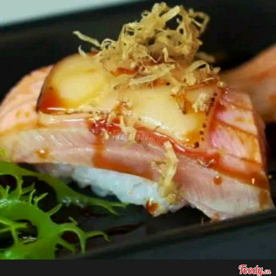 nigiri-ca-hoi-nuong-phomai