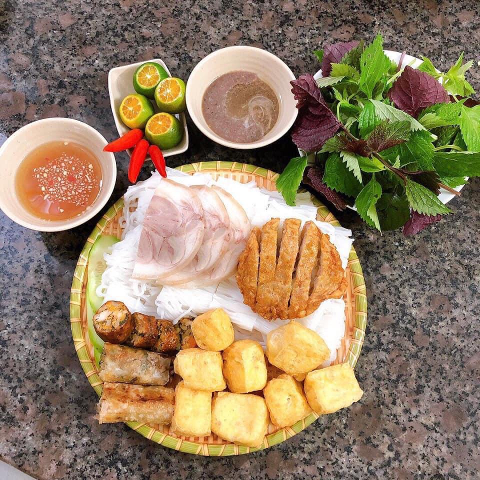 bun-au-thap-cam-khong-nem