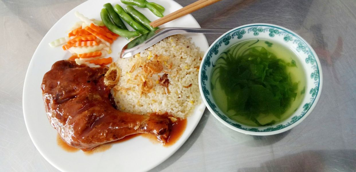 Hương-Miền-Tây---Cơm-Tấm-Sườn---Bún-Thịt-Nướng---Trần-Não