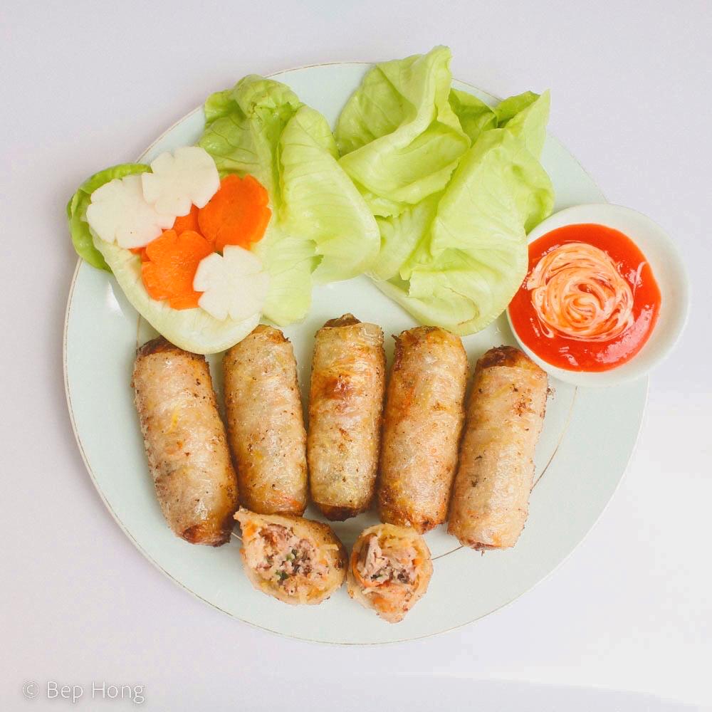 cha-gio-dung-kem-nuoc-cham-6-cuon