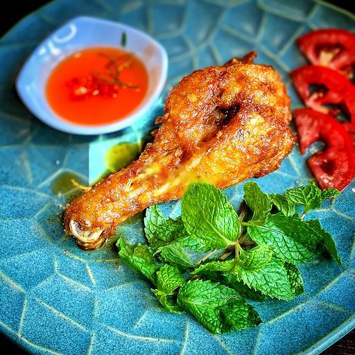 ui-ga-chien-mam-2-cai