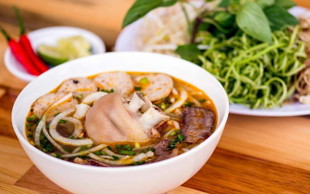 bun-bo-hue-o-mai-nguyen-inh-chieu