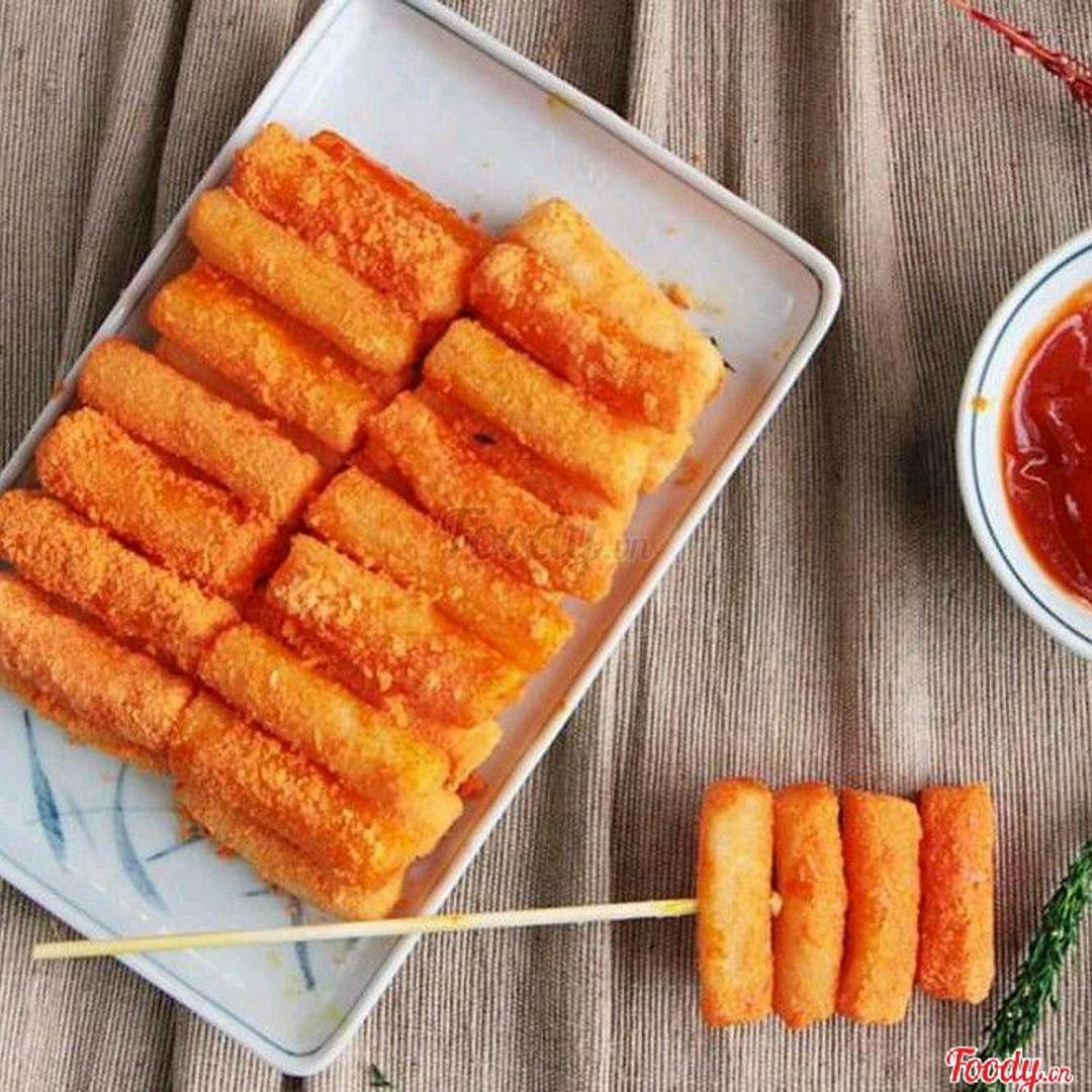 banh-gao-lac-bot-pho-mai-tokbokki-lac-bot-pho-mai