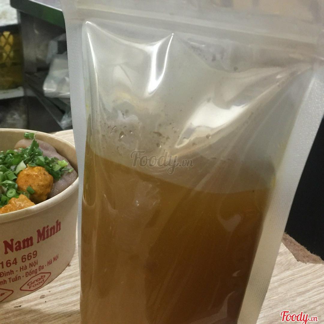 nuoc-dung-them-tui-lon