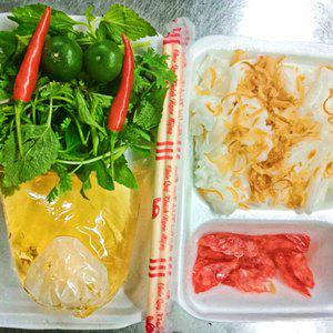 banh-cuon-nong-nhan-hanh-kho-phi-lap-xuong-ruoc-heo-ruoc-tom