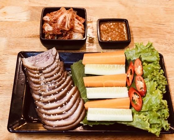 thit-chan-gio-hap-han-quoc-nho