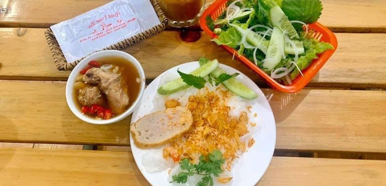 banh-cuon-bac-banh-cuon-hai-phong-bui-thi-xuan