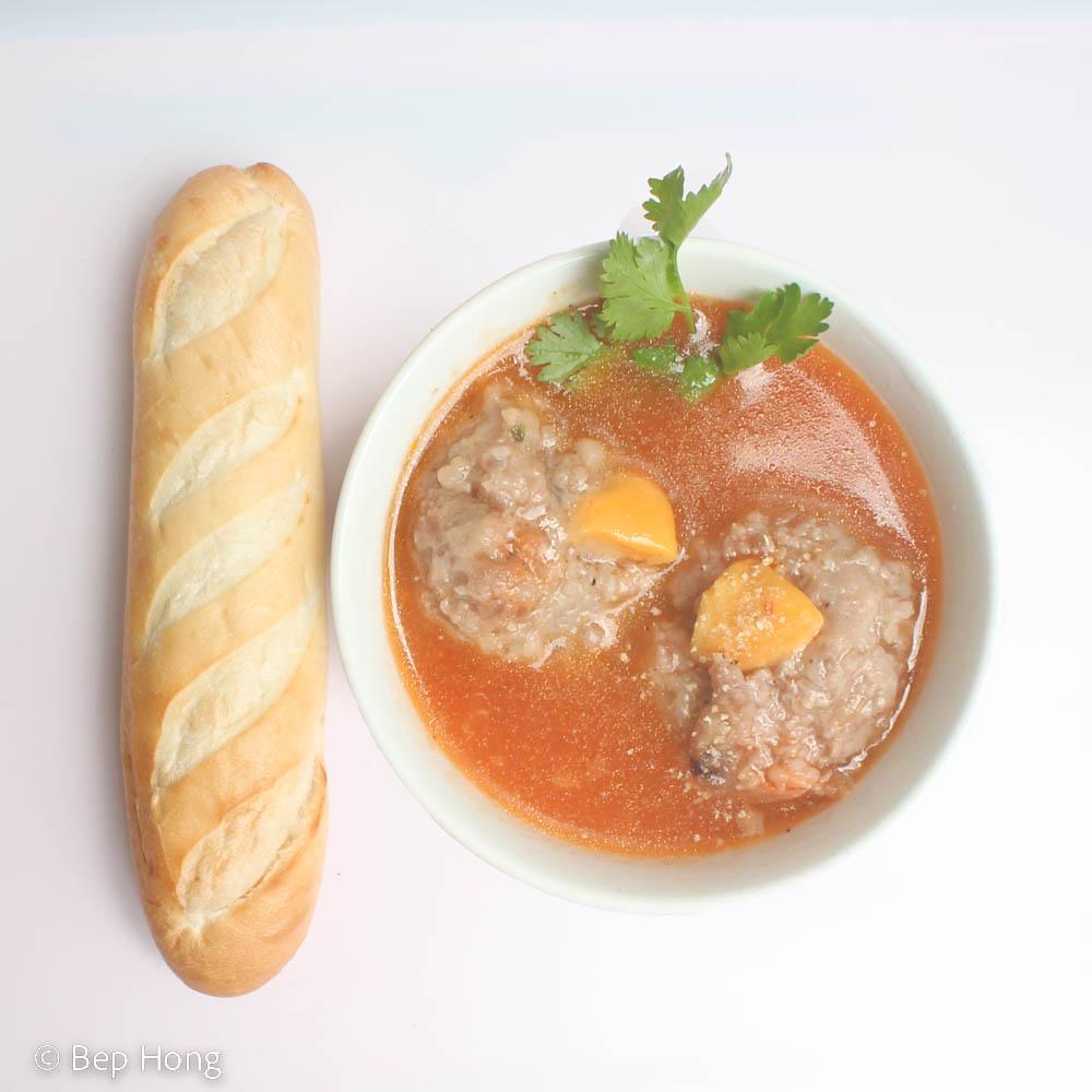 banh-mi-xiu-mai-kim-sa