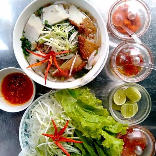 banh-canh-cha-ca