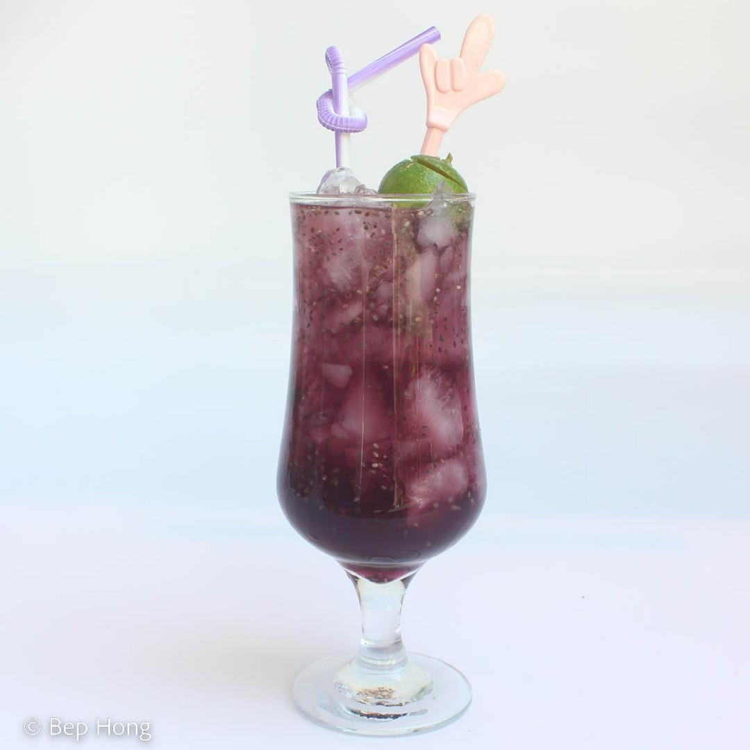 tra-au-biec-hat-chia