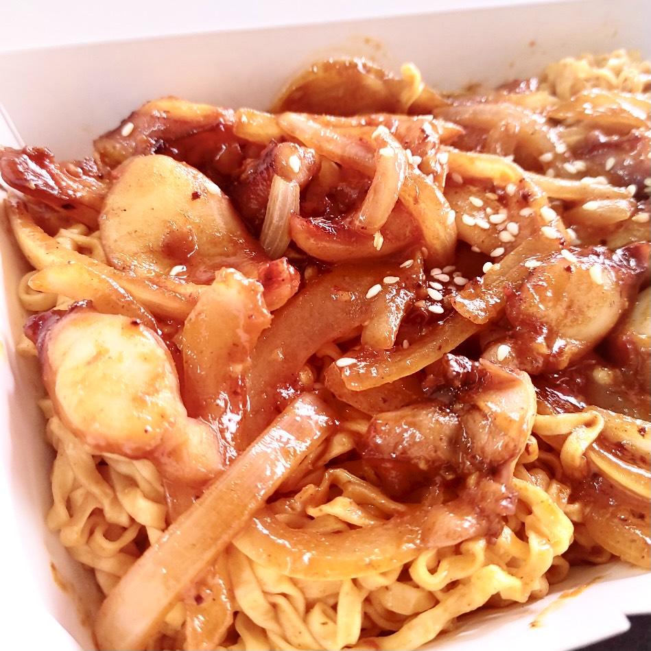 mi-tron-bach-tuoc-sot-cay-han-quoc