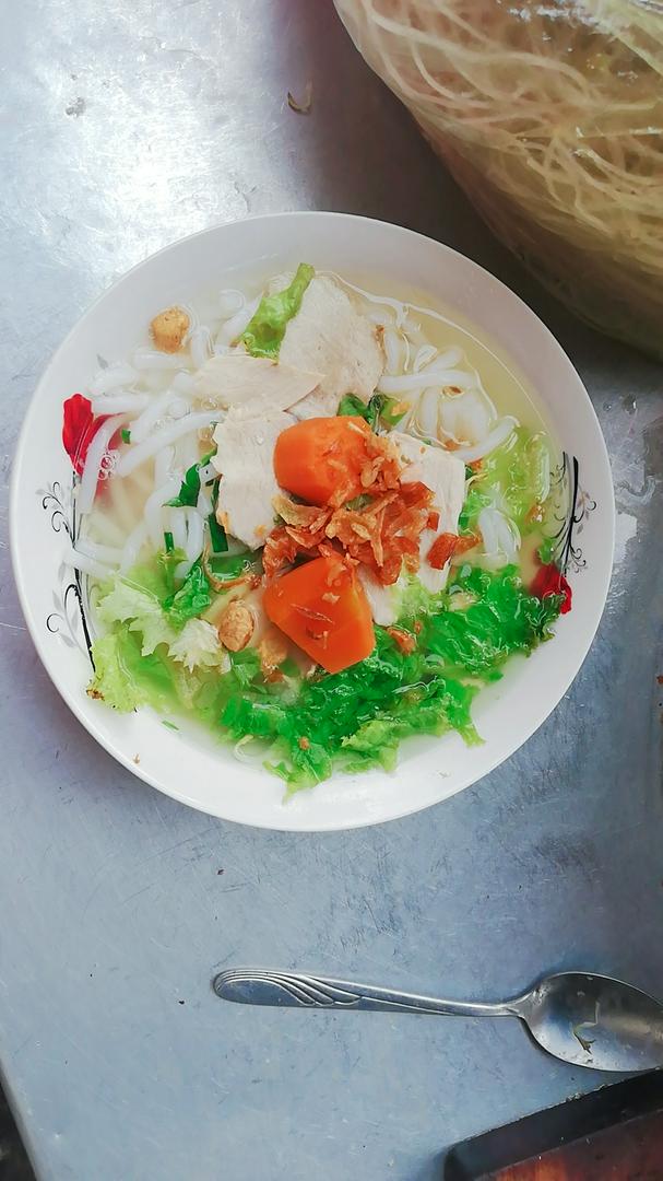 banh-canh-thit-bo-vien