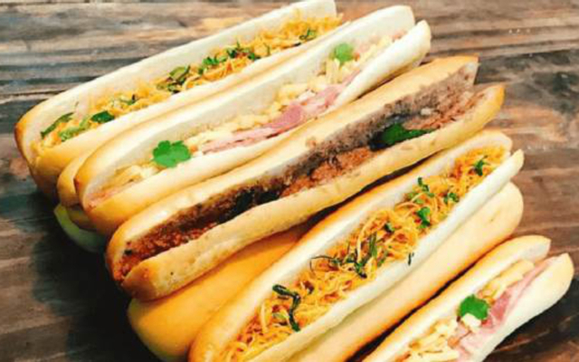 banh-mi-que-phap-thich-quang-uc