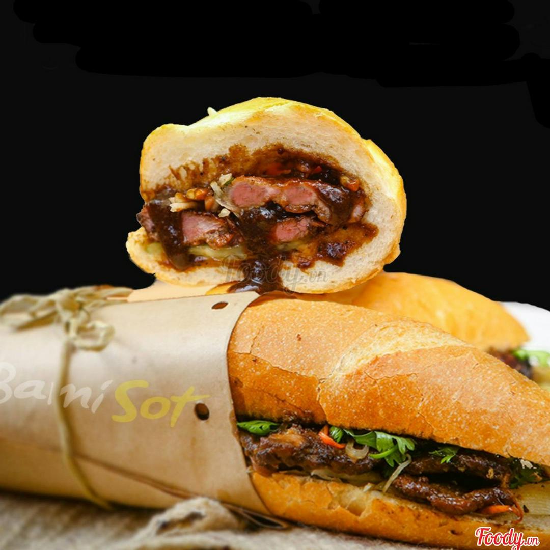 banh-mi-thit-nuong-ac-biet