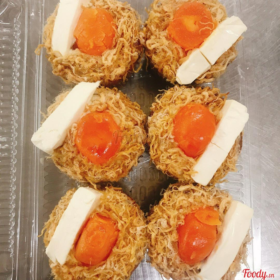 banh-bong-lan-pho-mai-trung-muoi-cha-bong-set-6c