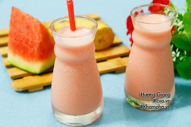 sinh-to-sua-chua-dua-hau