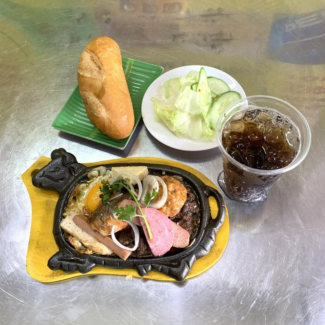 thap-cam-7-mon-tang-1-ly-coca