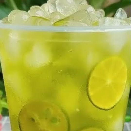 ly-tra-thai-xanh-thot-not-ly-lon