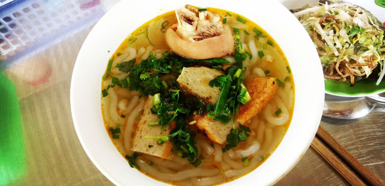 banh-canh-gio-heo-nguyen-trai
