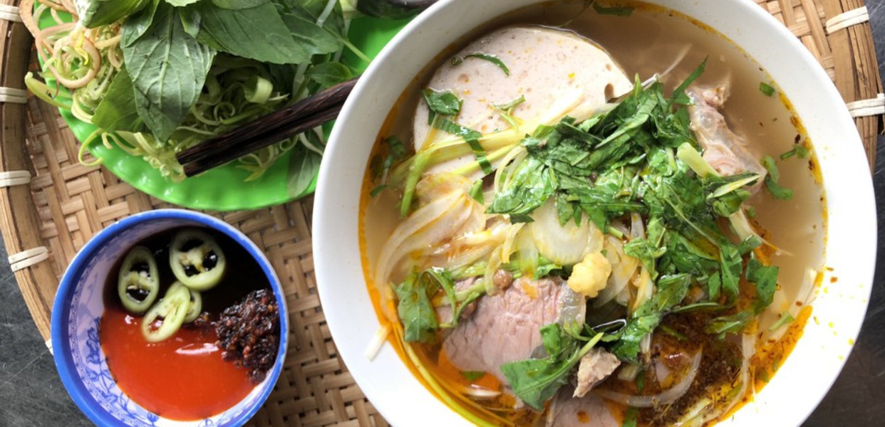 Trang-Q8---Bún-Bò-Huế---Phở-Và-Bò-Kho