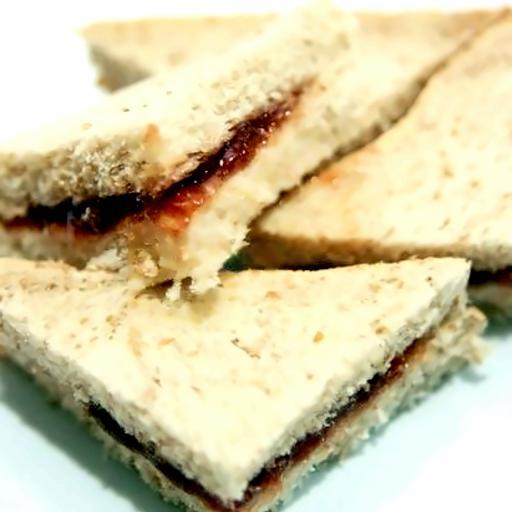 sandwich-nuong-voi-mut-dau-tay