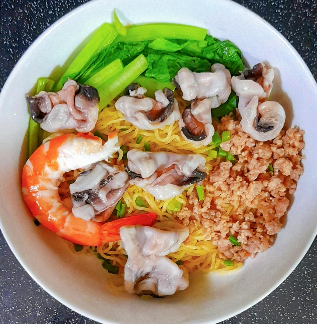 mi-2-vat-thit-bam-tom-muc