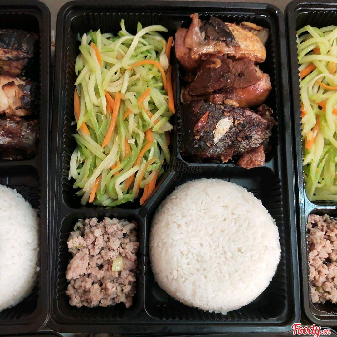 com-ca-kho-to-duong-chau-mon-an-phu-hoa-qua-trang-mieng