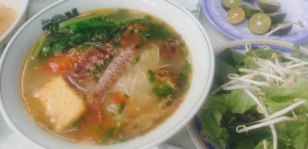 xa-cu-quan-bun-tom-ha-long-hoang-cong-chat