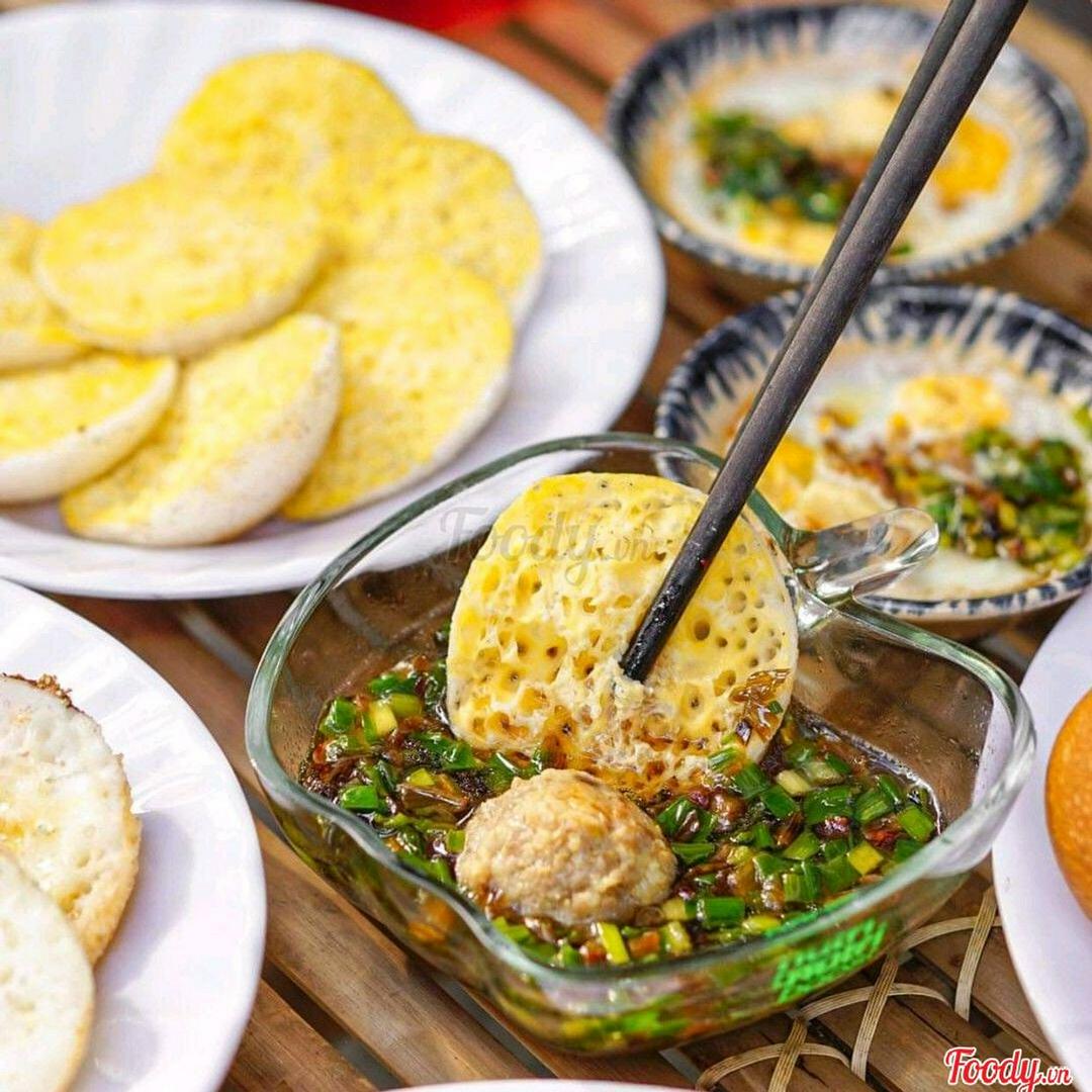 banh-can-trung-ga-4-cap-1-xiu-mai