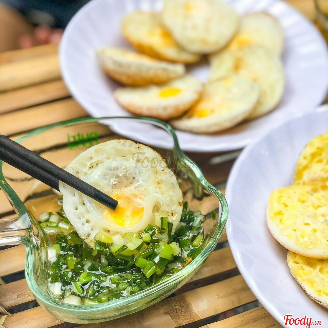 banh-can-trung-cut-4-cap