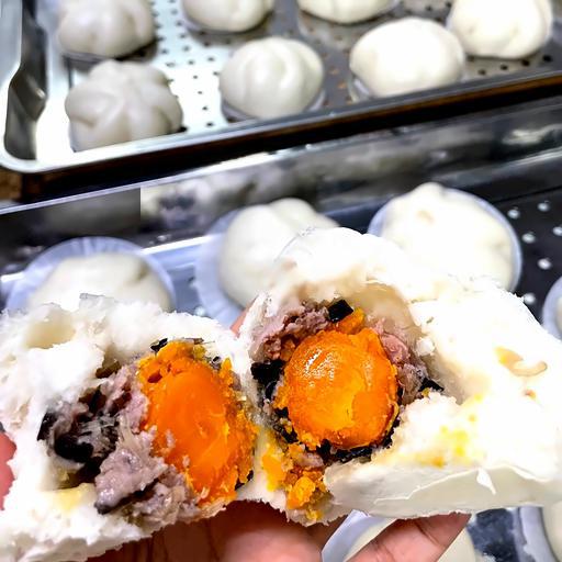 banh-bao-nhan-thit-trung-muoi-truyen-thong