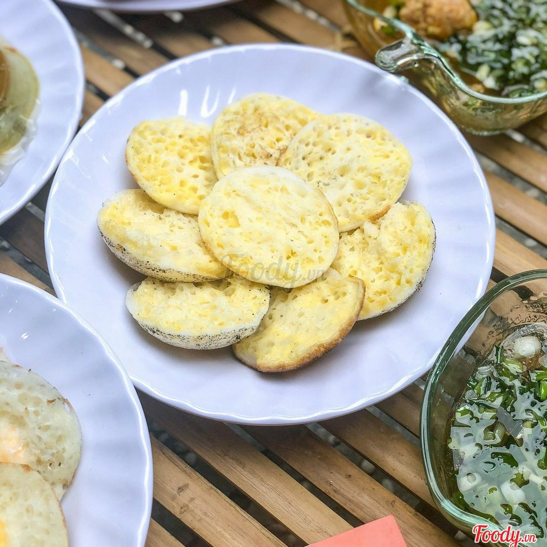 banh-can-trung-ga-4-cap