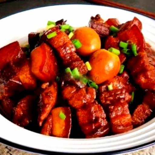 com-thit-kho-trung-cut