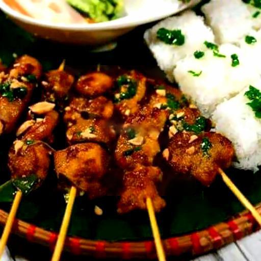 banh-hoi-thit-nuong-cha-gio-bi