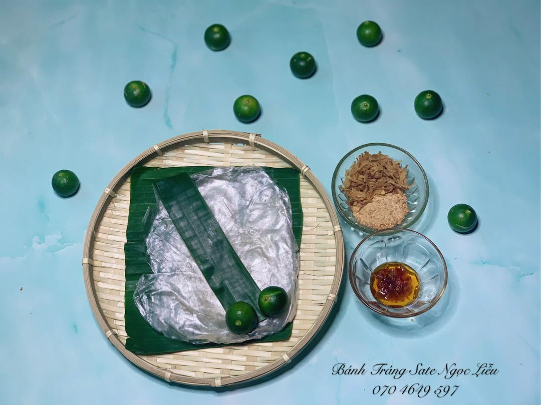 banh-trang-sate-la-chuoi