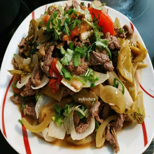 com-chien-bo-xao-cai-chua-tra-ao