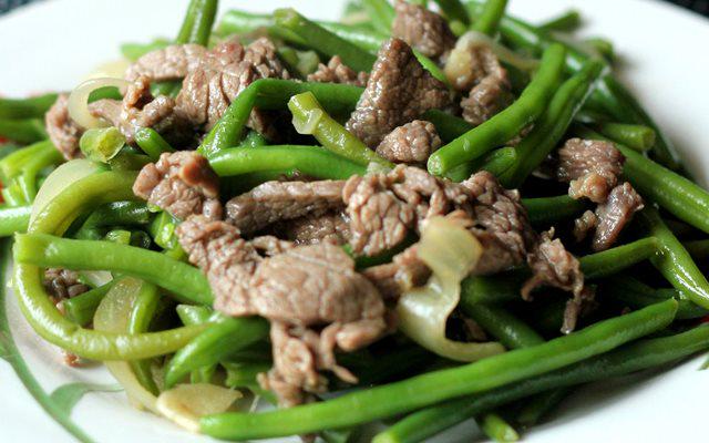 2-com-bo-xao-au-que-2-ly-tra-tac-lon