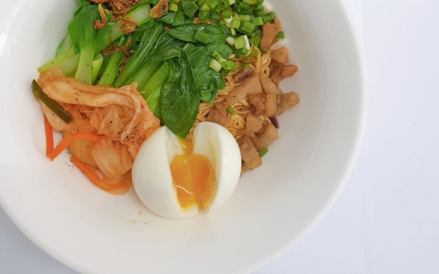 hem-fastfood-mi-tron-trung-long-ao