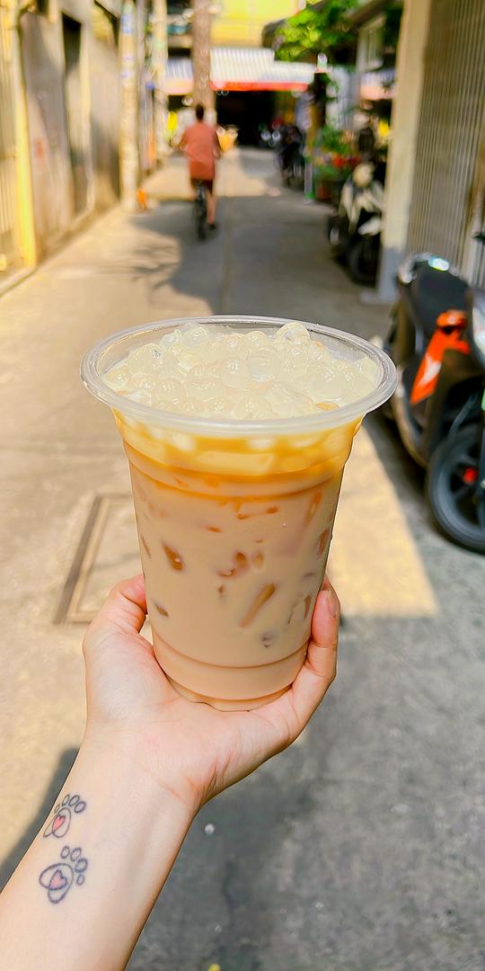 hong-tra-sua-tuoi-tran-chau-gion