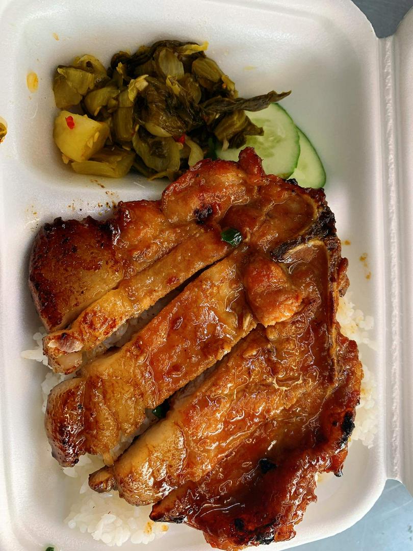 com-tam-suon-nuong-1-phan