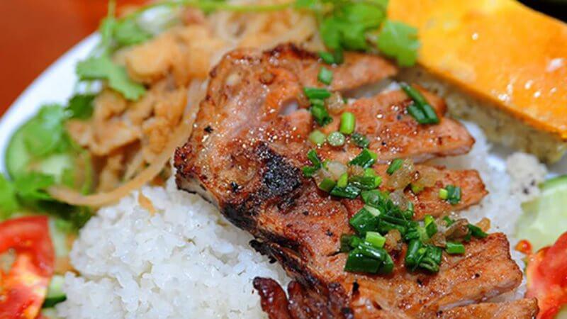 com-tam-suon-bi-1-phan