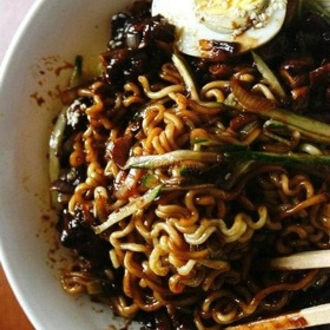 mi-en-xao-tok-phomai