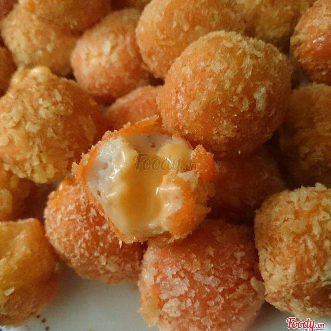 hai-san-tam-banh-mi-phu-sot-mayonnaise