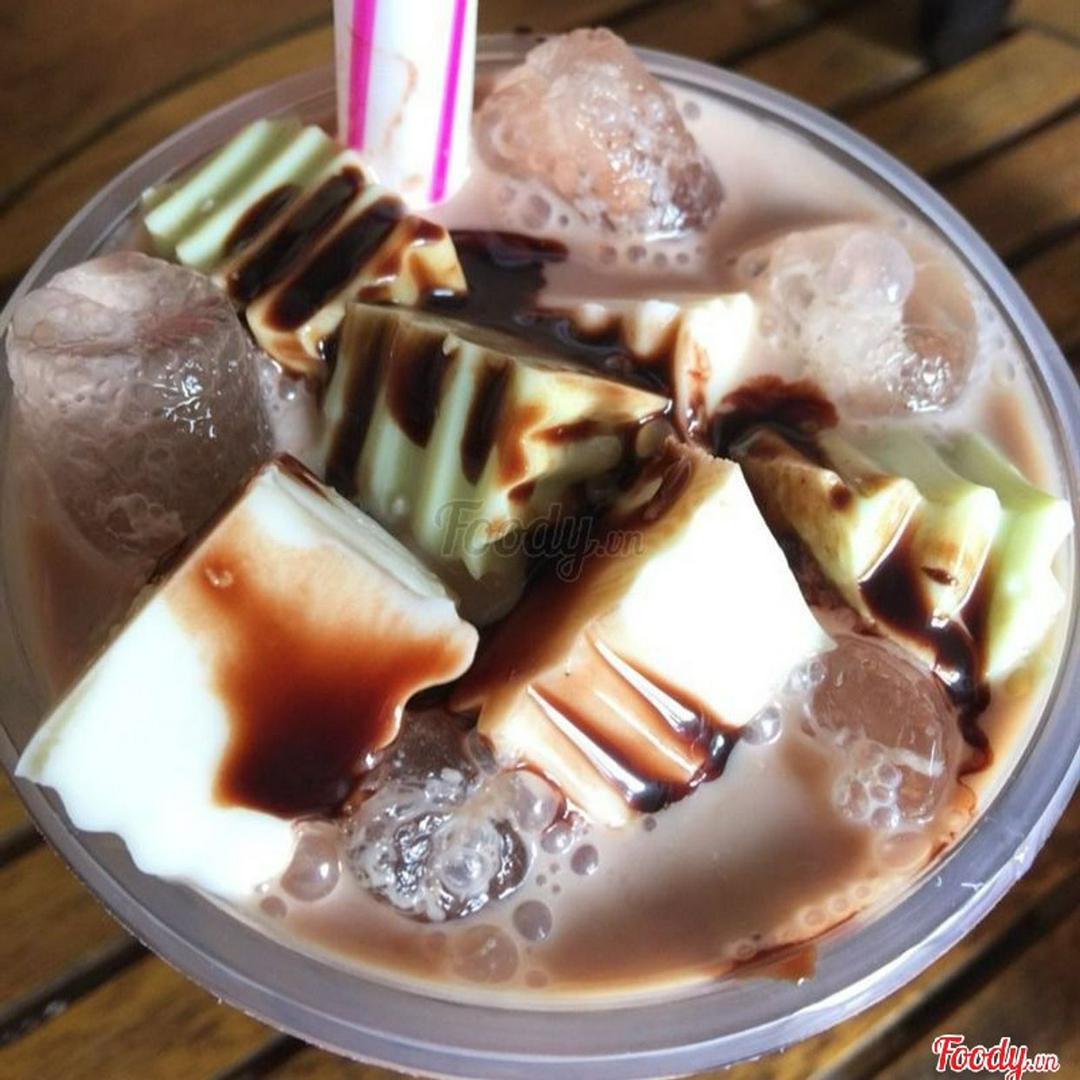 tra-sua-khuc-bach-size-700ml